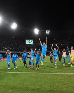 Gli uomini di Conte esultano a fine gara - Foto X SSC Napoli